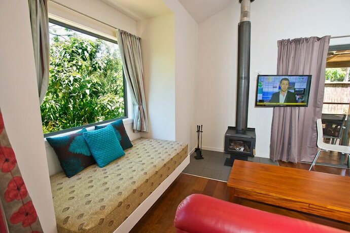 Imagen general del Hotel Witches Falls Cottages. Foto 9