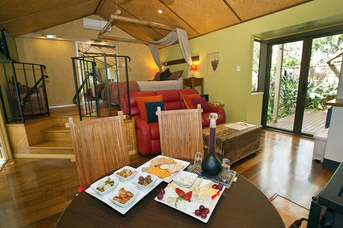 Imagen general del Hotel Witches Falls Cottages. Foto 13