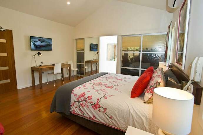 Imagen general del Hotel Witches Falls Cottages. Foto 15