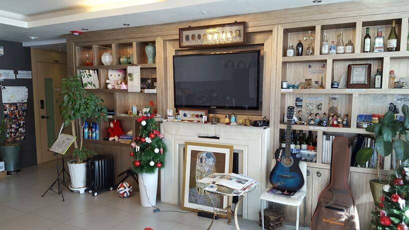 Imagen del bar/restaurante del Hotel With Guesthouse. Foto 5