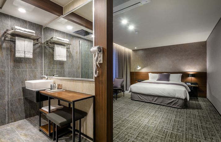 Imagen de la habitación del Hotel With Jeju, Jeju. Foto 12