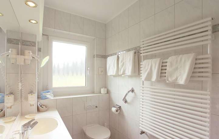 Imagen de la habitación del Hotel Wittelsbacher Hof. Foto 11