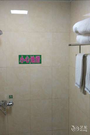 Imagen de la habitación del Hotel Witty Monkey Hotel. Foto 15