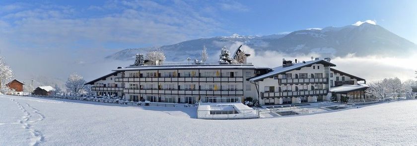 Imagen de la piscina del Hotel Wohlfuehlhotel Schiestl. Foto 14