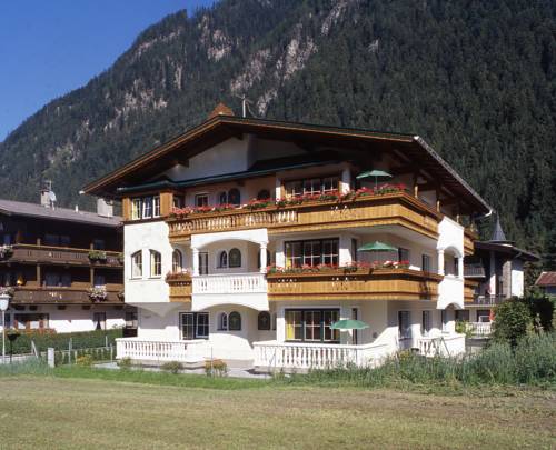 Imagen de la habitación del Hotel Wohlf&uuml;hl-garni Robert. Foto 2