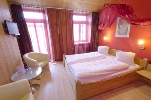 Imagen de la habitación del Hotel Wohlfühlhotel Curuna. Foto 14