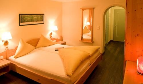 Imagen de la habitación del Hotel Wohlf&uuml;hlhotel Hubertushof. Foto 6