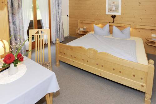 Imagen de la habitación del Hotel Wohlf&uuml;hlpension Tirolerhof. Foto 11