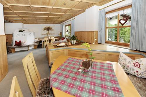 Imagen de la habitación del Hotel Wohlf&uuml;hlpension Tirolerhof. Foto 12