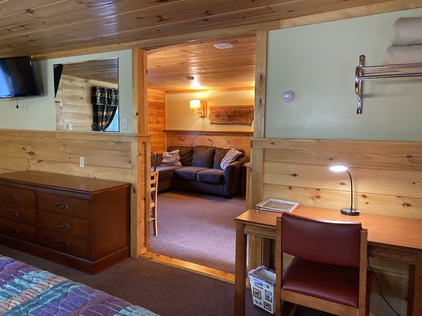 Imagen de la habitación del Hotel Wolfjaw Lodge. Foto 4