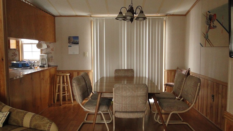 Imagen de la habitación del Hotel Wolfjaw Lodge. Foto 10