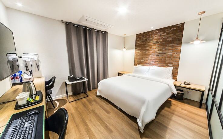 Imagen de la habitación del Hotel Wolgot RG. Foto 16