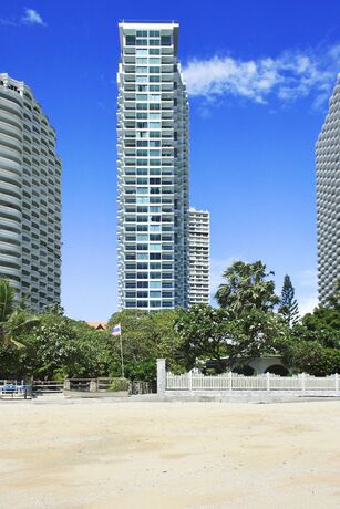 Imagen general del Hotel Wong Amat Tower. Foto 1