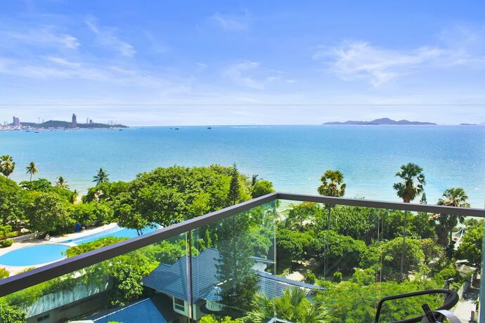 Imagen de la habitación del Hotel Wong Amat Tower. Foto 9