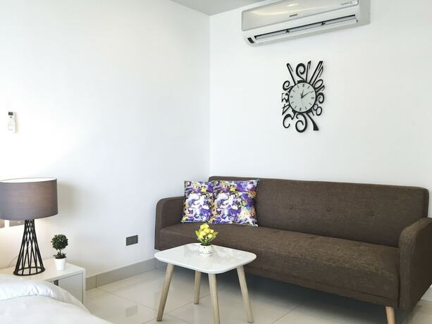 Imagen de la habitación del Hotel Wong Amat Tower. Foto 11