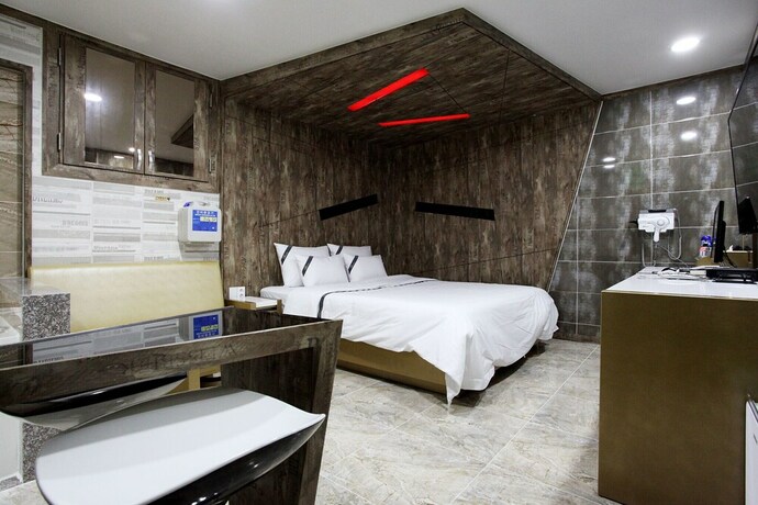 Imagen de los interiores del Hotel Wonju 2x. Foto 34