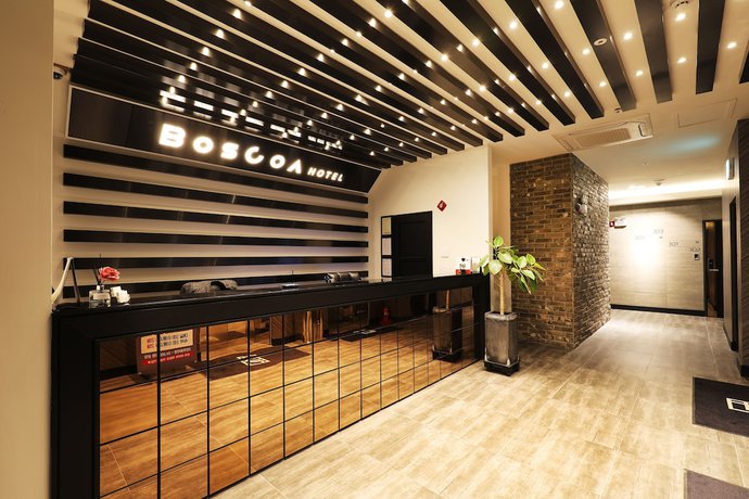 Imagen de los interiores del Hotel Wonju Boscoa. Foto 20