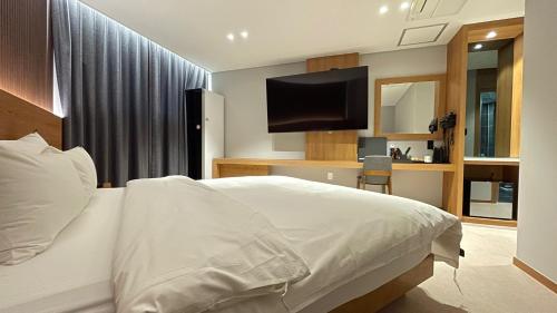 Imagen de la habitación del Hotel Wonju Central. Foto 16