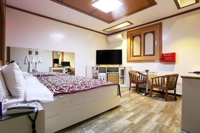 Imagen general del Hotel Wonju New Rivera. Foto 2