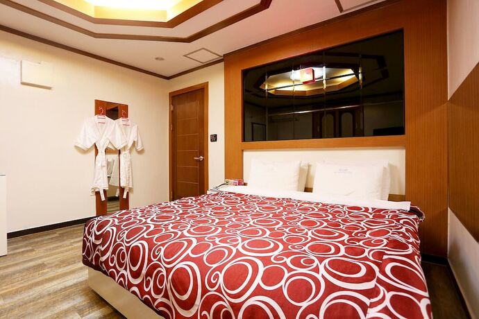 Imagen general del Hotel Wonju New Rivera. Foto 5