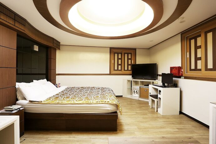 Imagen general del Hotel Wonju New Rivera. Foto 13
