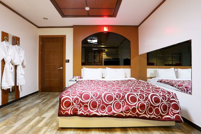 Imagen general del Hotel Wonju New Rivera. Foto 14