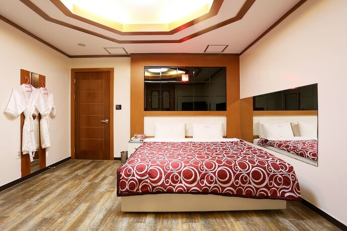 Imagen general del Hotel Wonju New Rivera. Foto 15