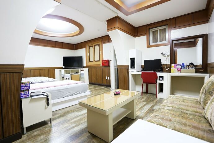 Imagen de la habitación del Hotel Wonju New Rivera. Foto 22
