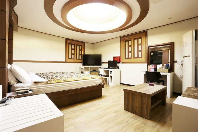 Imagen de la habitación del Hotel Wonju New Rivera. Foto 27