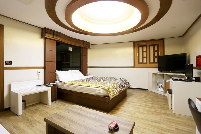 Imagen de la habitación del Hotel Wonju New Rivera. Foto 28