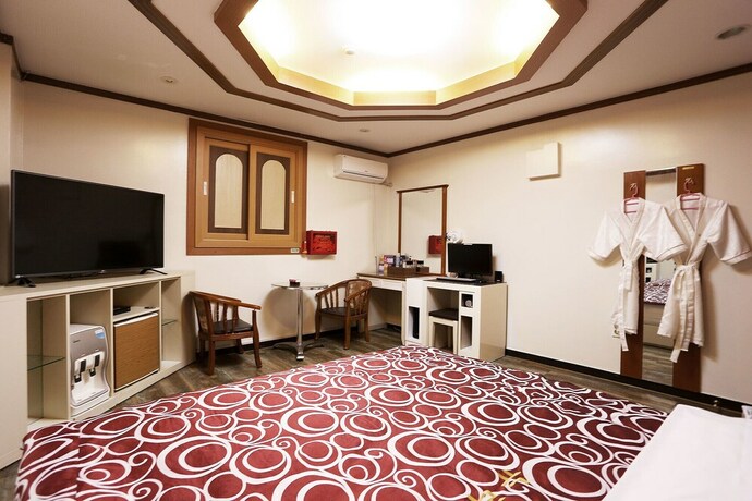 Imagen de la habitación del Hotel Wonju New Rivera. Foto 31