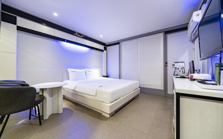 Imagen general del Hotel Wonju Rivera. Foto 10