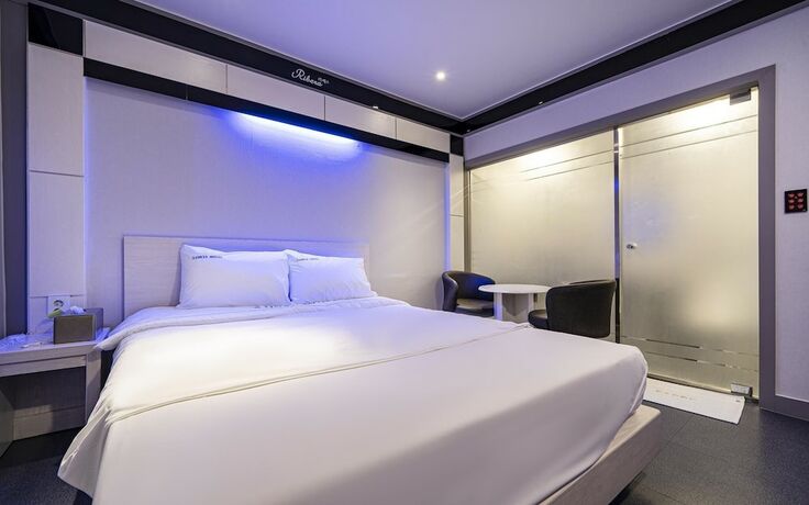 Imagen de la habitación del Hotel Wonju Rivera. Foto 19