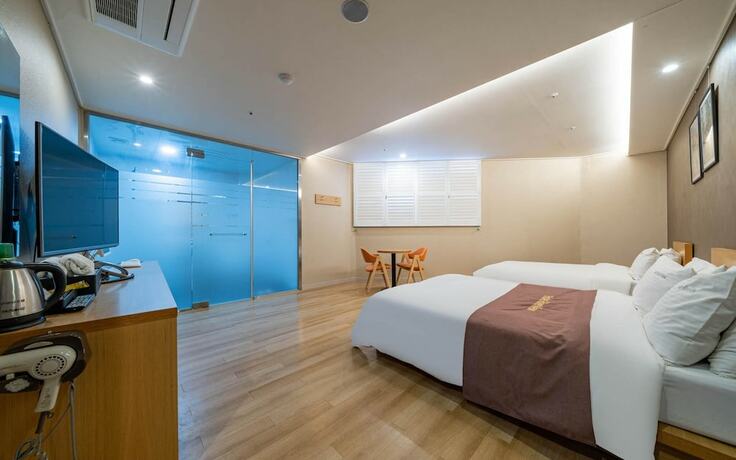 Imagen de la habitación del Hotel Wonju Riverview. Foto 18