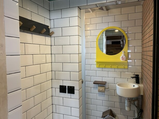 Imagen de la habitación del Hotel Wontonmeen. Foto 14