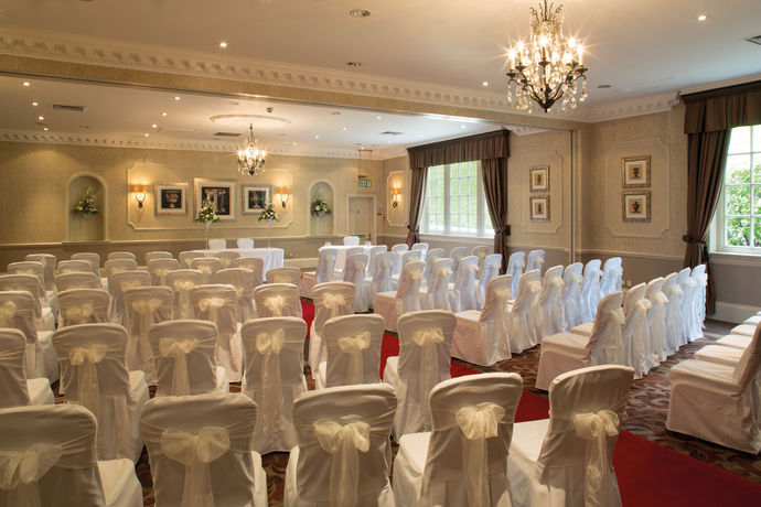 Imagen del bar/restaurante del Hotel Wood Hall and Spa. Foto 7