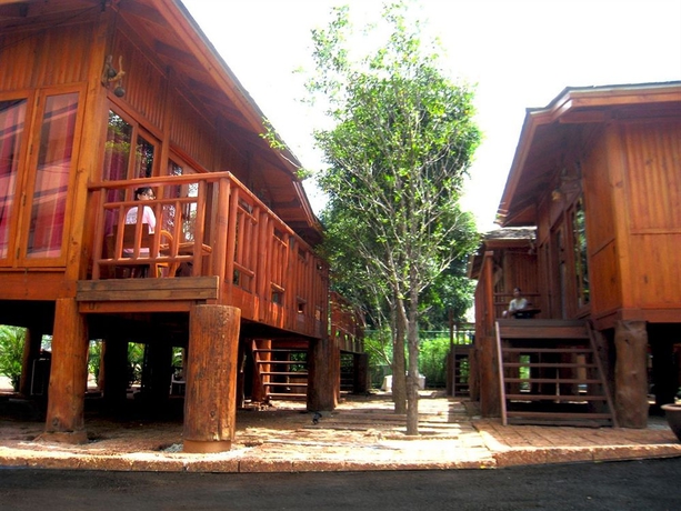 Imagen de los exteriores del Hotel Wood House Pattaya. Foto 7