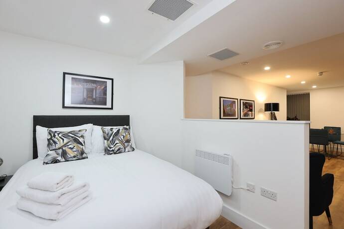 Imagen general del Hotel Wood Street Apartments. Foto 4