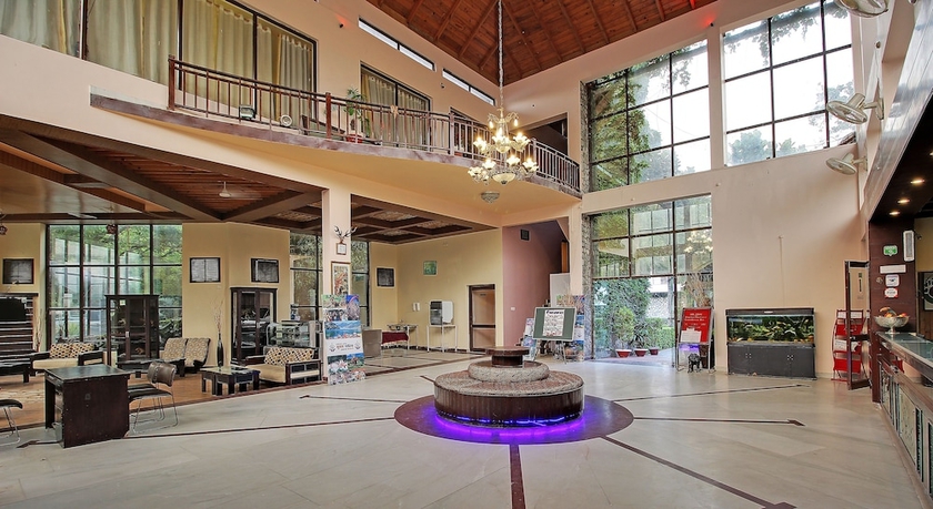 Imagen de los interiores del Hotel Wood castle Spa and Resort. Foto 18