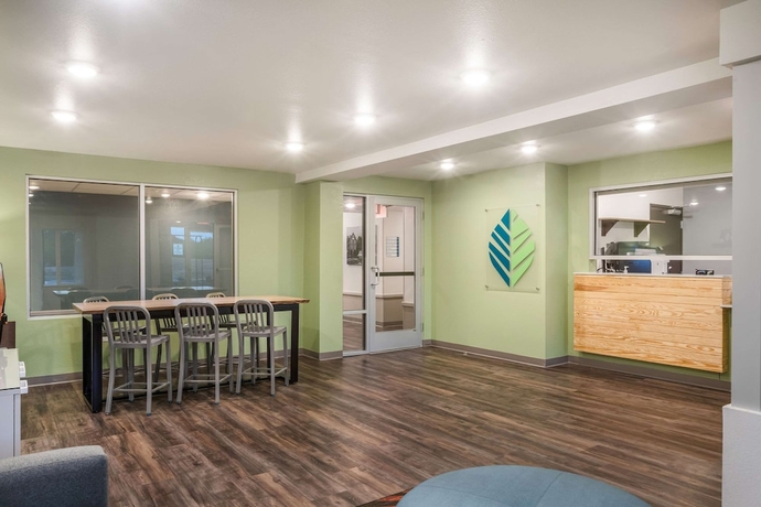 Imagen de los interiores del Hotel WoodSpring Suites Atlanta Newnan. Foto 16
