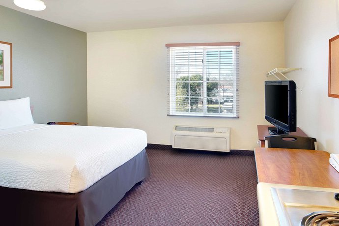 Imagen de la habitación del Hotel WoodSpring Suites Baton Rouge Airline Highway. Foto 8