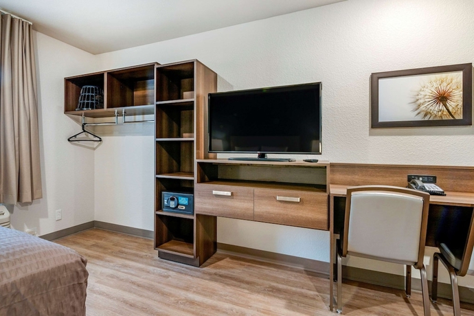 Imagen de la habitación del Hotel WoodSpring Suites Brunswick. Foto 11