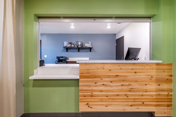 Imagen de los interiores del Hotel WoodSpring Suites Brunswick. Foto 17