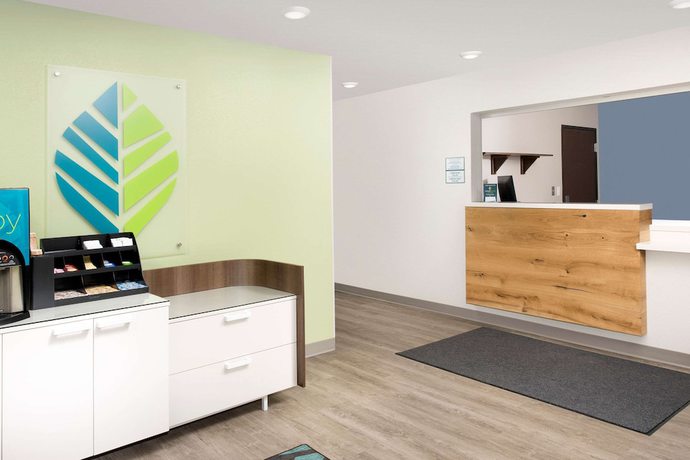 Imagen del bar/restaurante del Hotel WoodSpring Suites Chicago Tinley Park. Foto 3