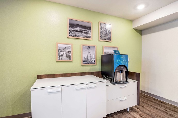 Imagen de los interiores del Hotel WoodSpring Suites Colton. Foto 18