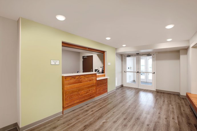 Imagen de los interiores del Hotel WoodSpring Suites Dallas Plano Central Legacy Drive. Foto 17