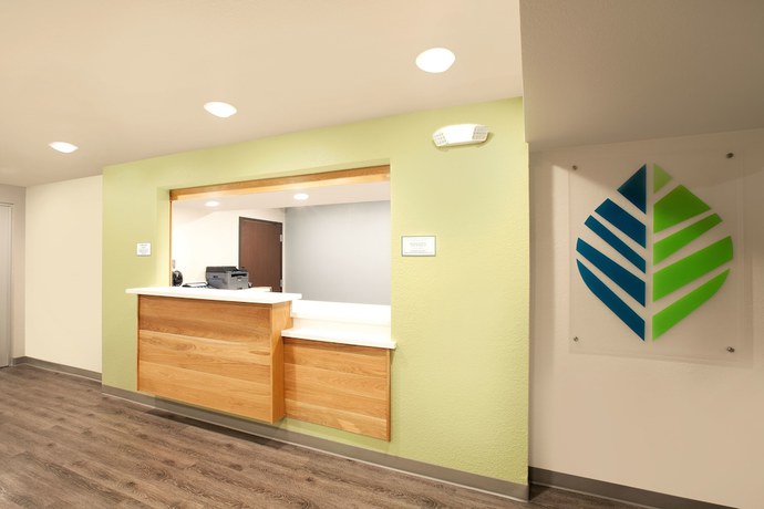 Imagen de los interiores del Hotel WoodSpring Suites Dallas Plano Central Legacy Drive. Foto 18