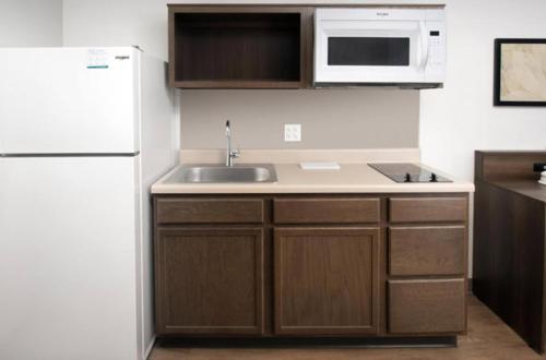 Imagen de la habitación del Hotel WoodSpring Suites Davenport FL, Citrus Ridge. Foto 6