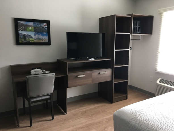 Imagen de la habitación del Hotel WoodSpring Suites Daytona Beach Int'l Speedway. Foto 6