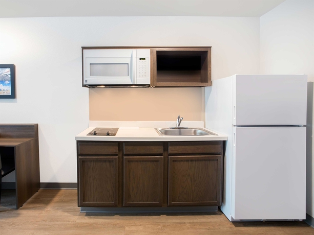 Imagen de la habitación del Hotel WoodSpring Suites Daytona Beach Int'l Speedway. Foto 8